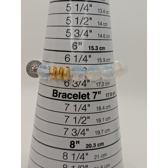 2 CATHERINE PAGE ROUND & FACETED STONE STRETCH BRACELETS WITH GOLD TONE STATIONS - Picture 5 of 5